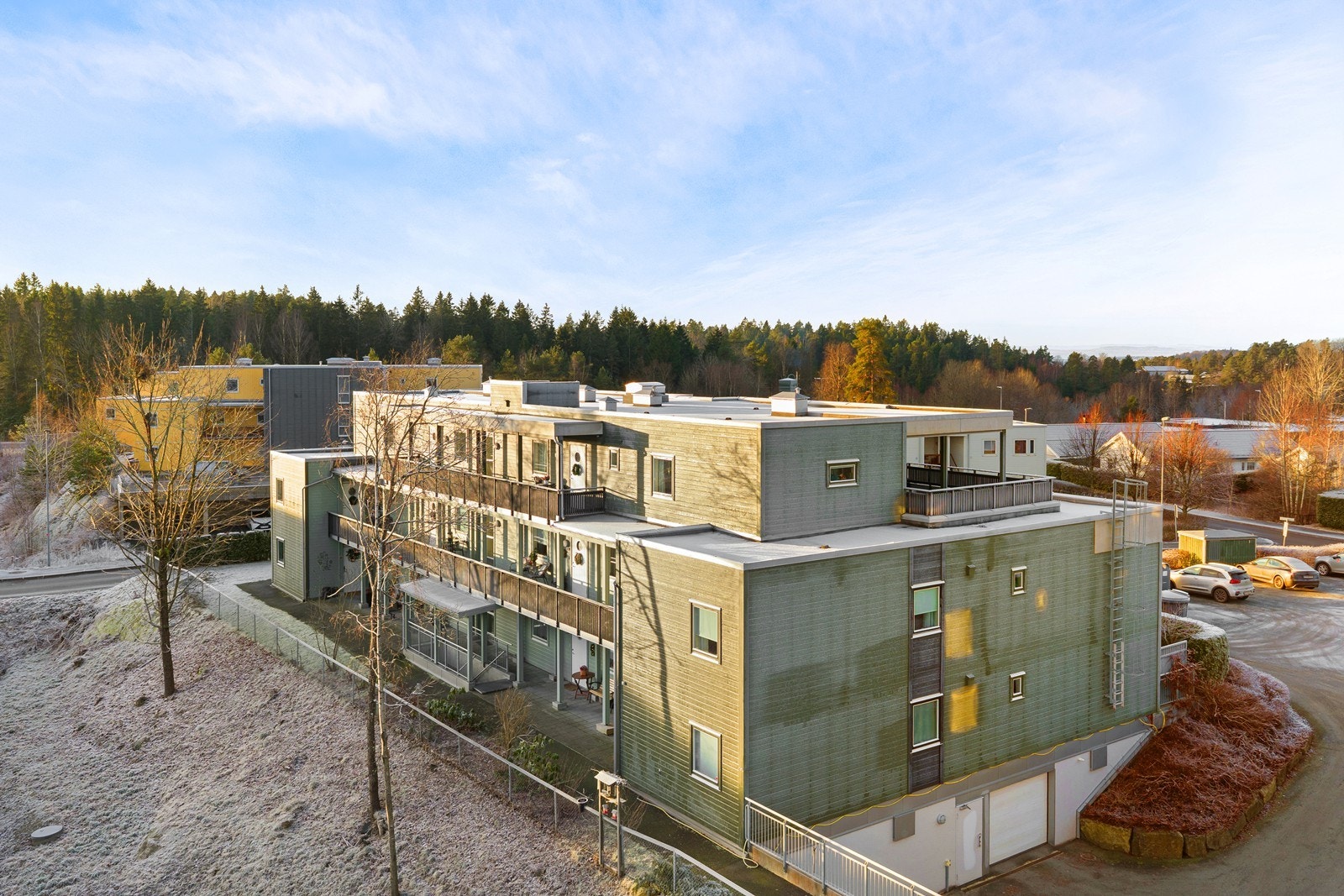Beliggenheten er ideell for de som ønsker en fredelig hverdag med lite trafikk og støy Galleribilde