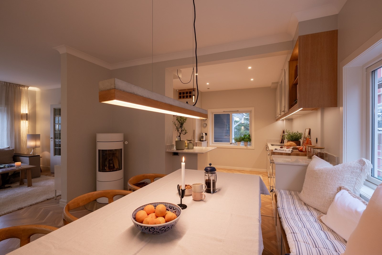 Frontene er spesialbygget av en møbelsnekker Galleribilde