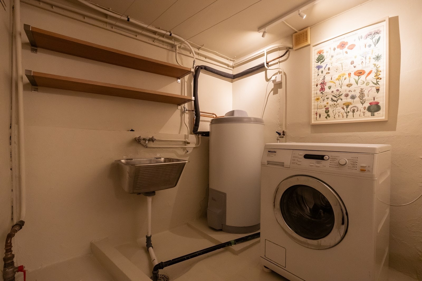 Vaskerom i kjeller Galleribilde
