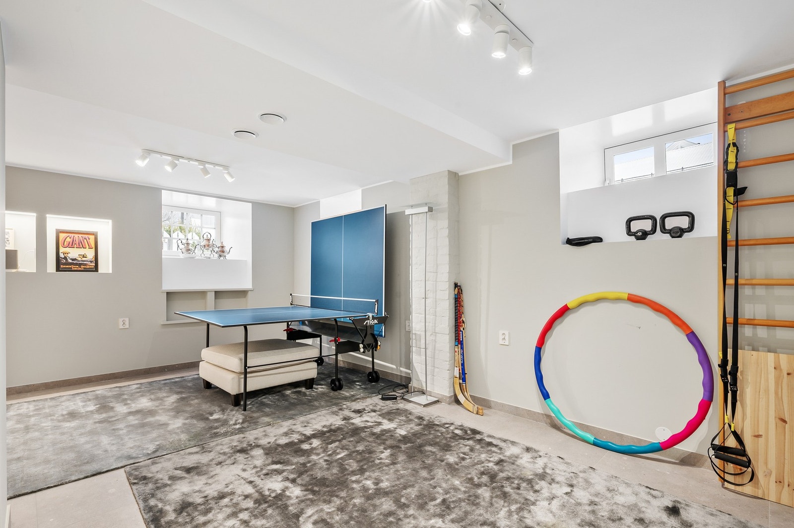 Kjelleren er godkjent for varig opphold. Galleribilde