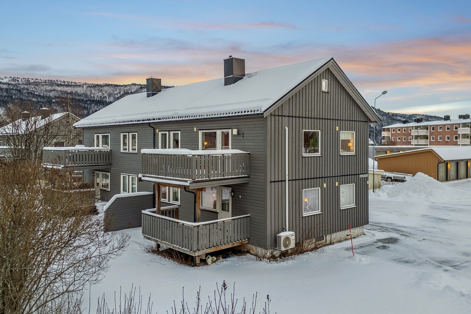 Leiligheten har en fin beliggenhet på Gruben. Området har nærhet til sentrum og det meste du trenger i hverdagen. Galleribilde