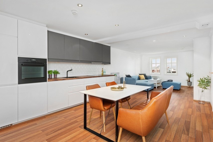 Lekker og romslig 2-romsleilighet med enkel adkomst via heis! Galleribilde