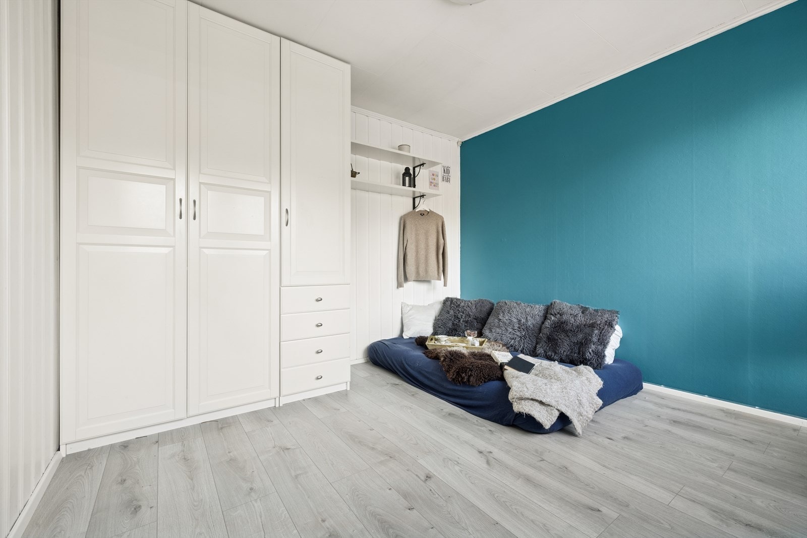 Soverom 4 er også utstyrt med praktisk garderobe. Galleribilde