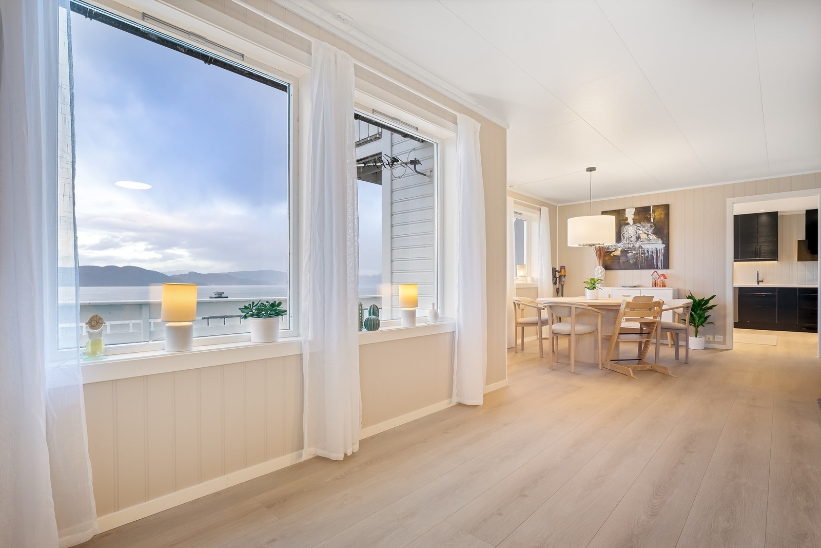 Møremegling v/Marcus Dimmen presenterer Bergane 49! Galleribilde