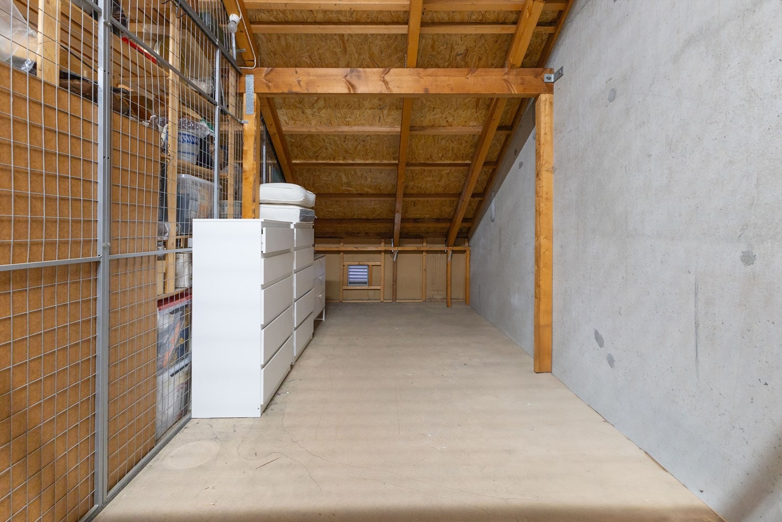 Leiligheten disponerer en bod på loft med gulvareal på ca. 12 m² Galleribilde