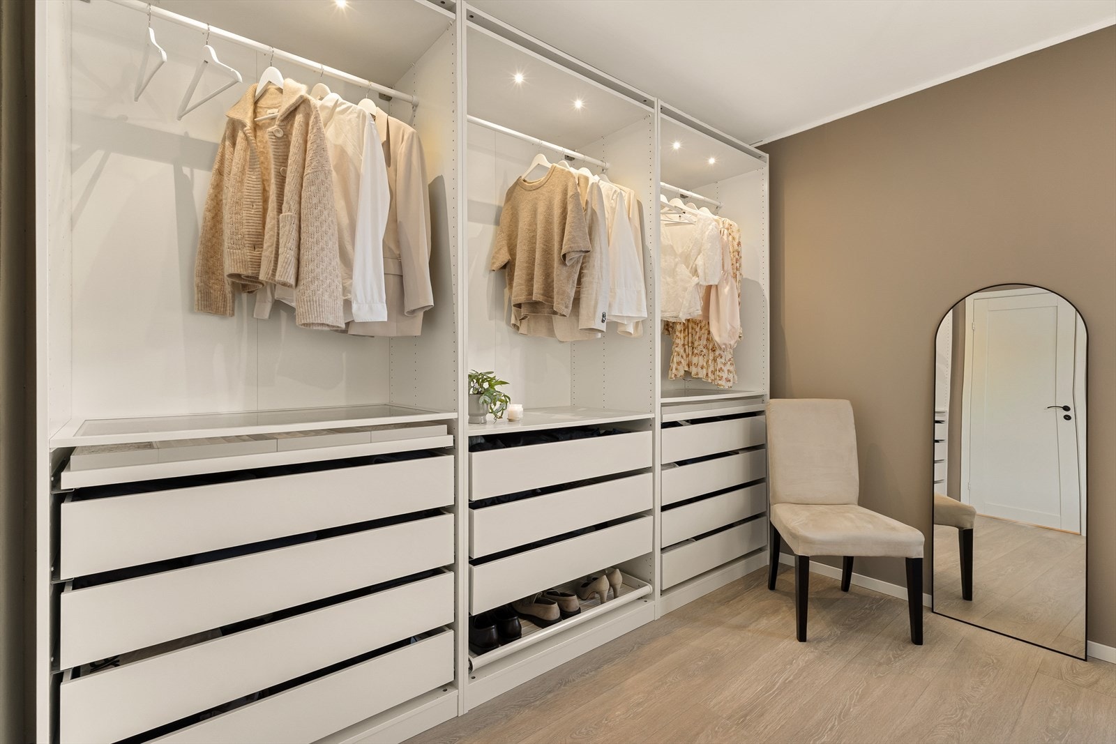 - Hovedsoverommet måler hele 13,3m² - Galleribilde