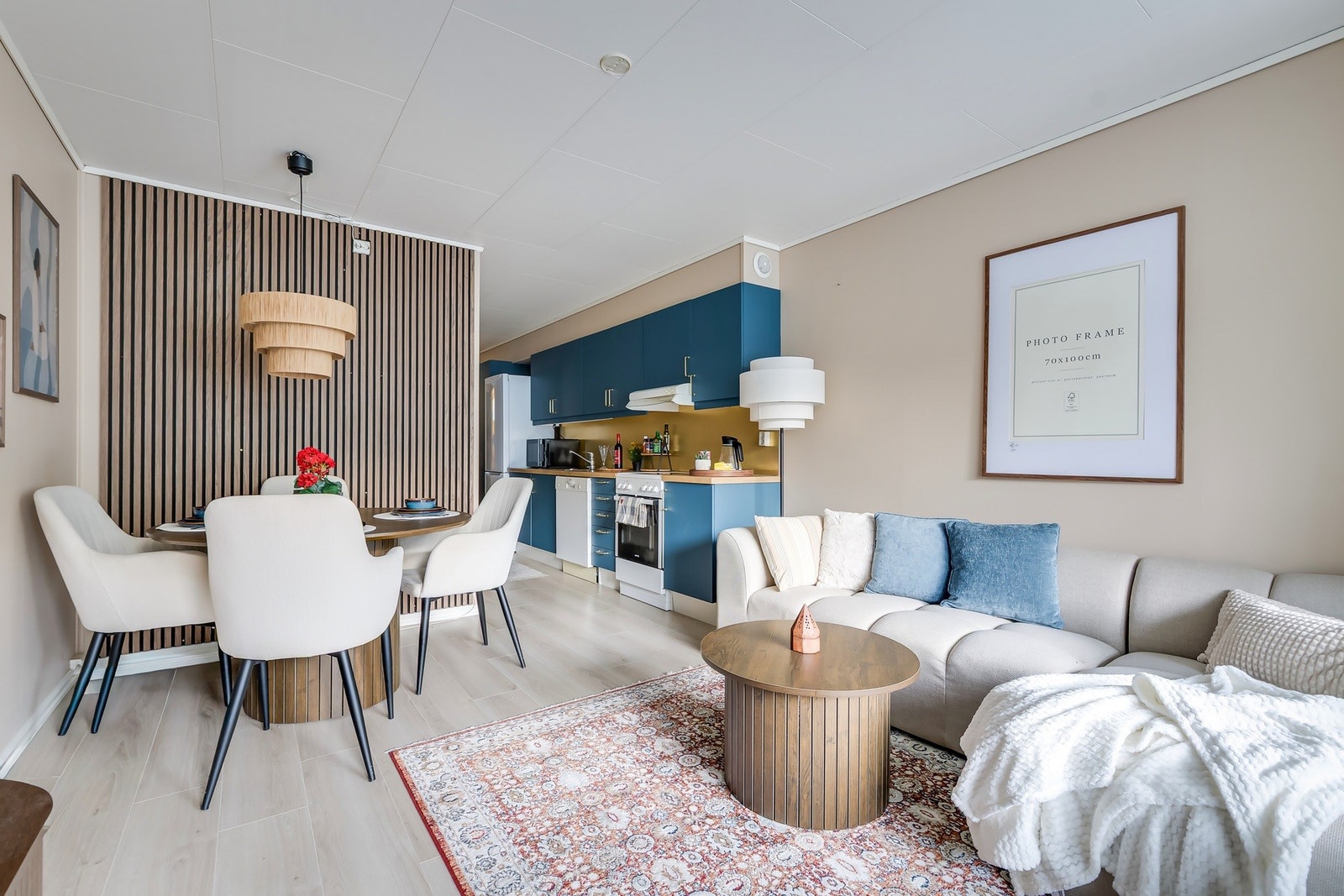 Velkommen til Haugerudhagan 80 - presentert av Halid Talic v/EIE eiendomsmegling:
Foto: Flex boligfoto: Kenneth Willassen Galleribilde