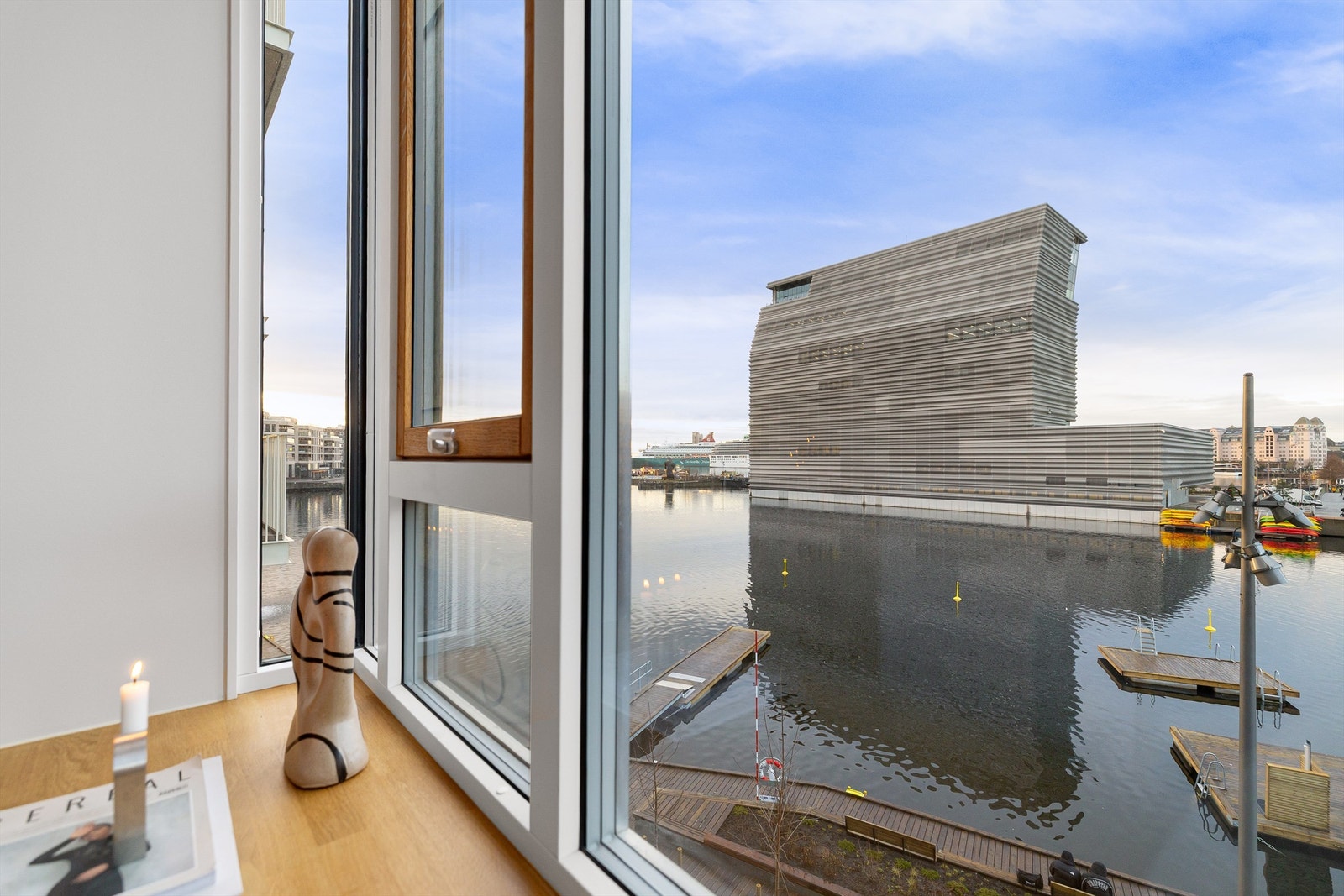 Utsikt fra kjøkkenvinduet. Galleribilde