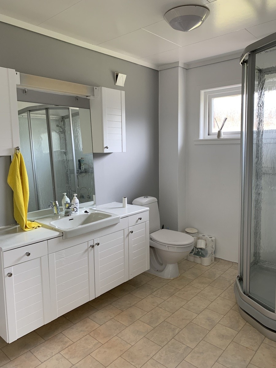 Ett av tre bad, dette er det største Galleribilde