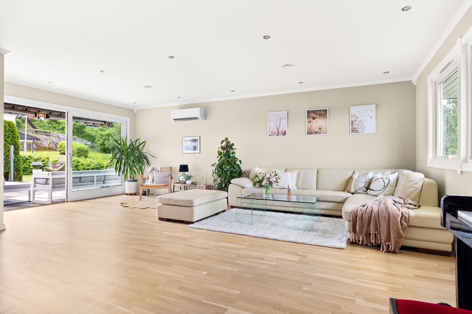 Varmepumpe plassert i stue, som kommer godt med på kjølige dager. Galleribilde