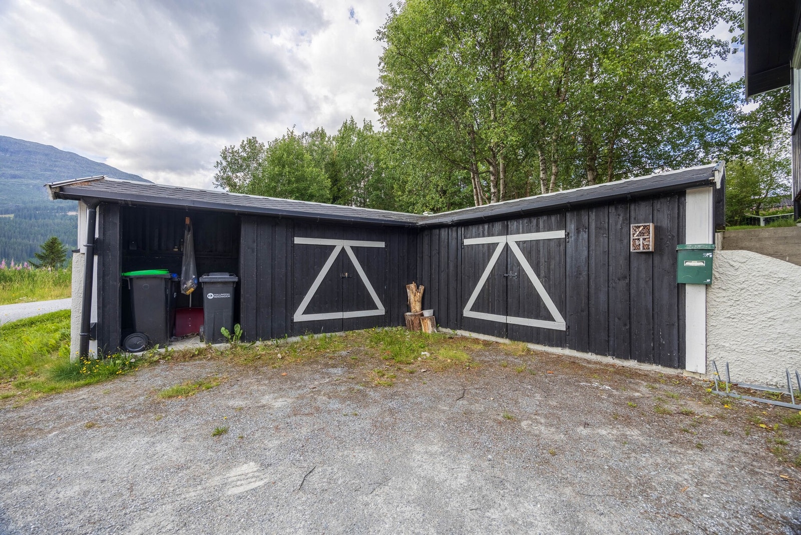 Utebod. Perfekt for oppbevaring. Galleribilde