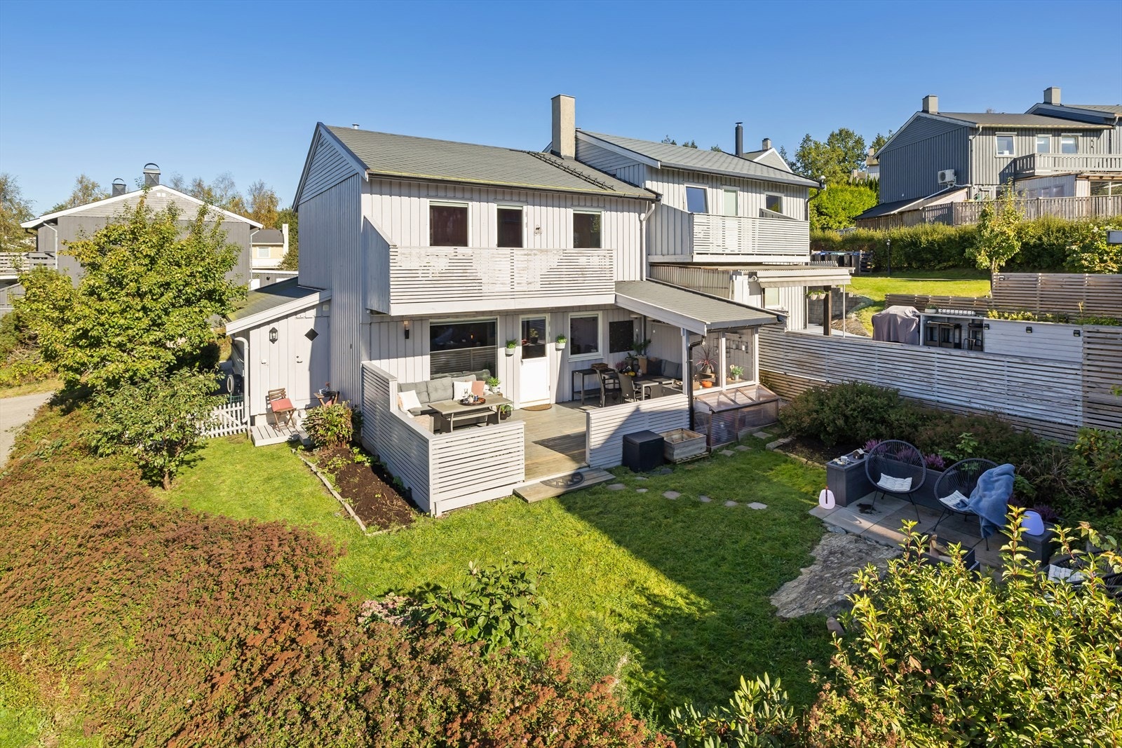 DNB Eiendom ved Patrick Alexander Pinto har gleden av å presentere Mosters vei 38! Galleribilde