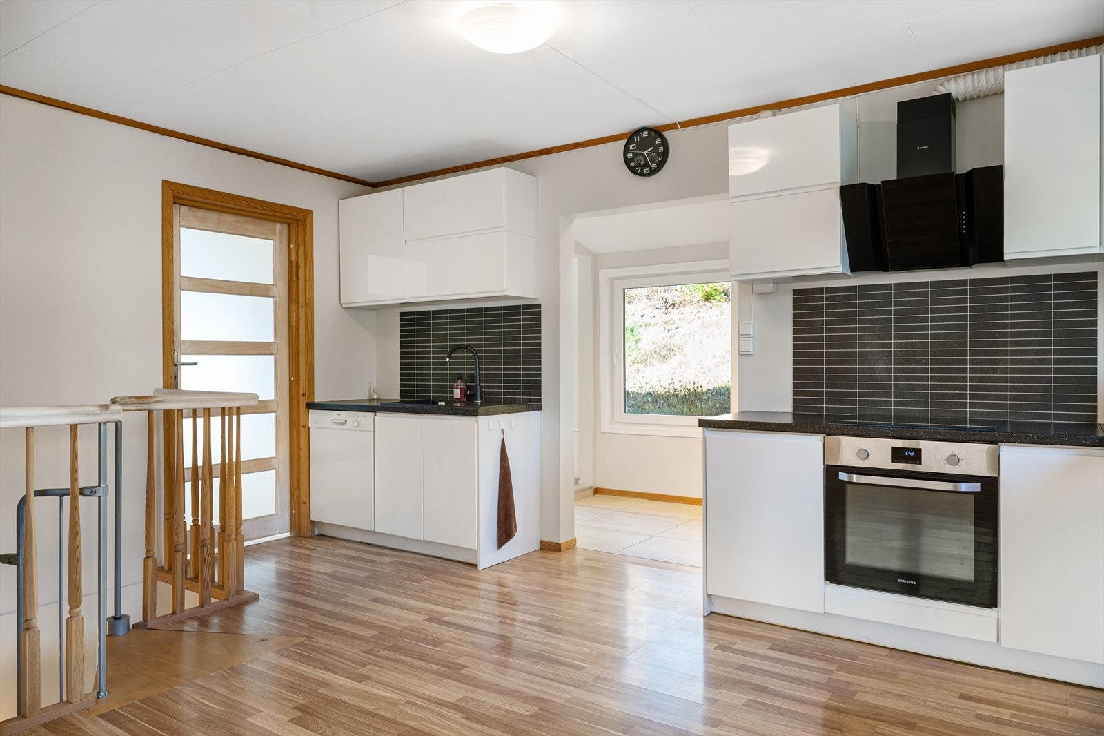 Det er kjøkkenventilator med avtrekk ut Galleribilde