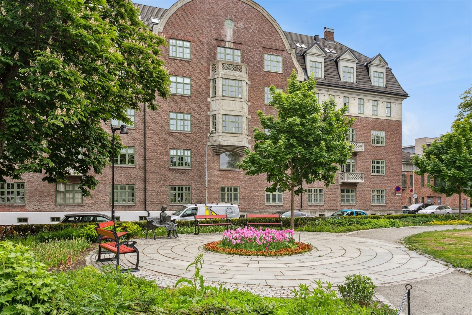 Museumsplass, en av mange parkområder i nærheten! Galleribilde