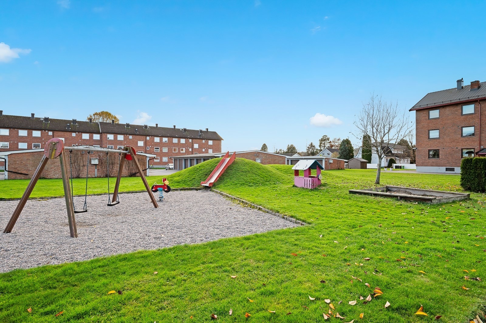 Uteområde i borettslaget Galleribilde