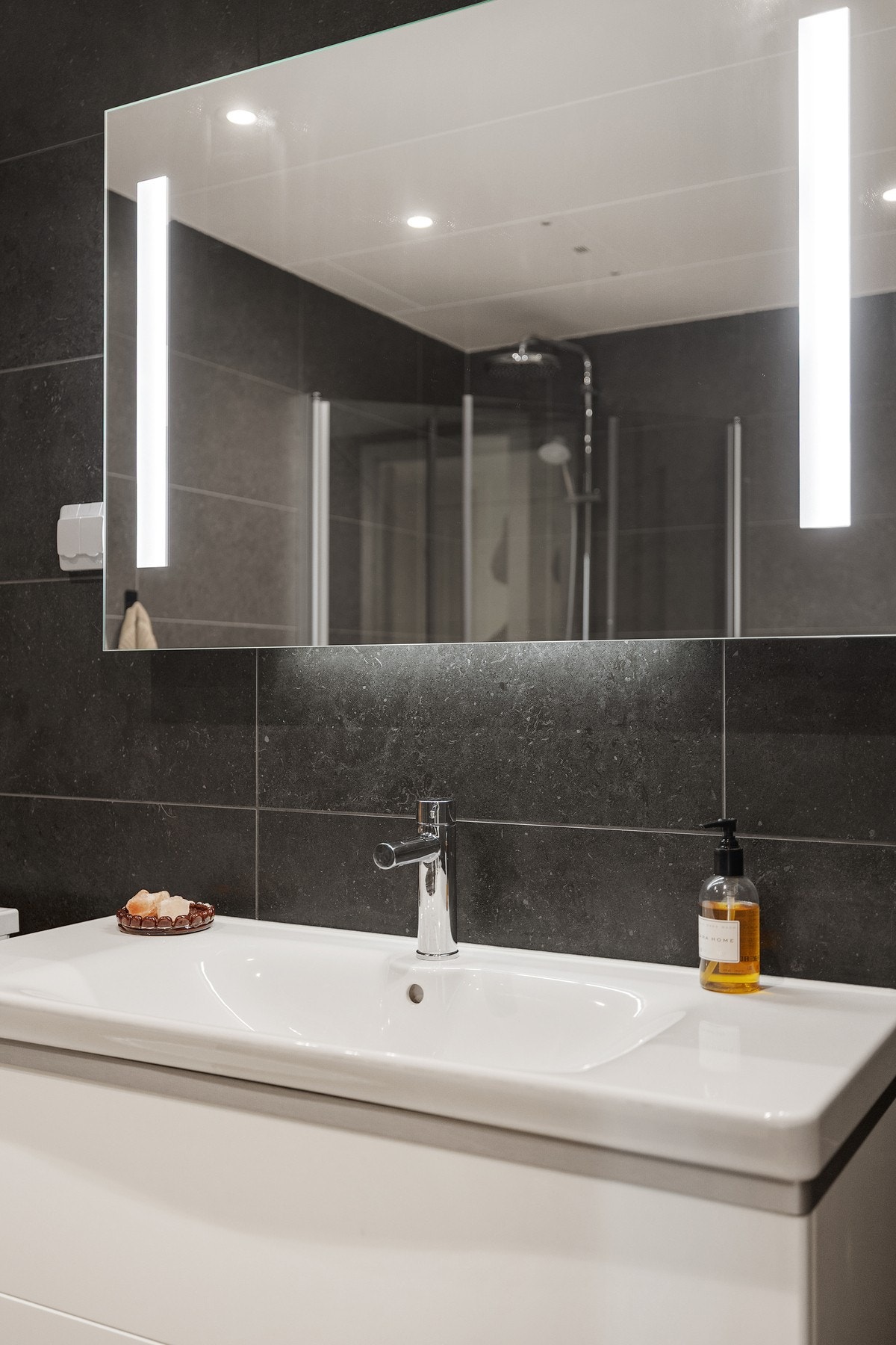 Pen servant Galleribilde