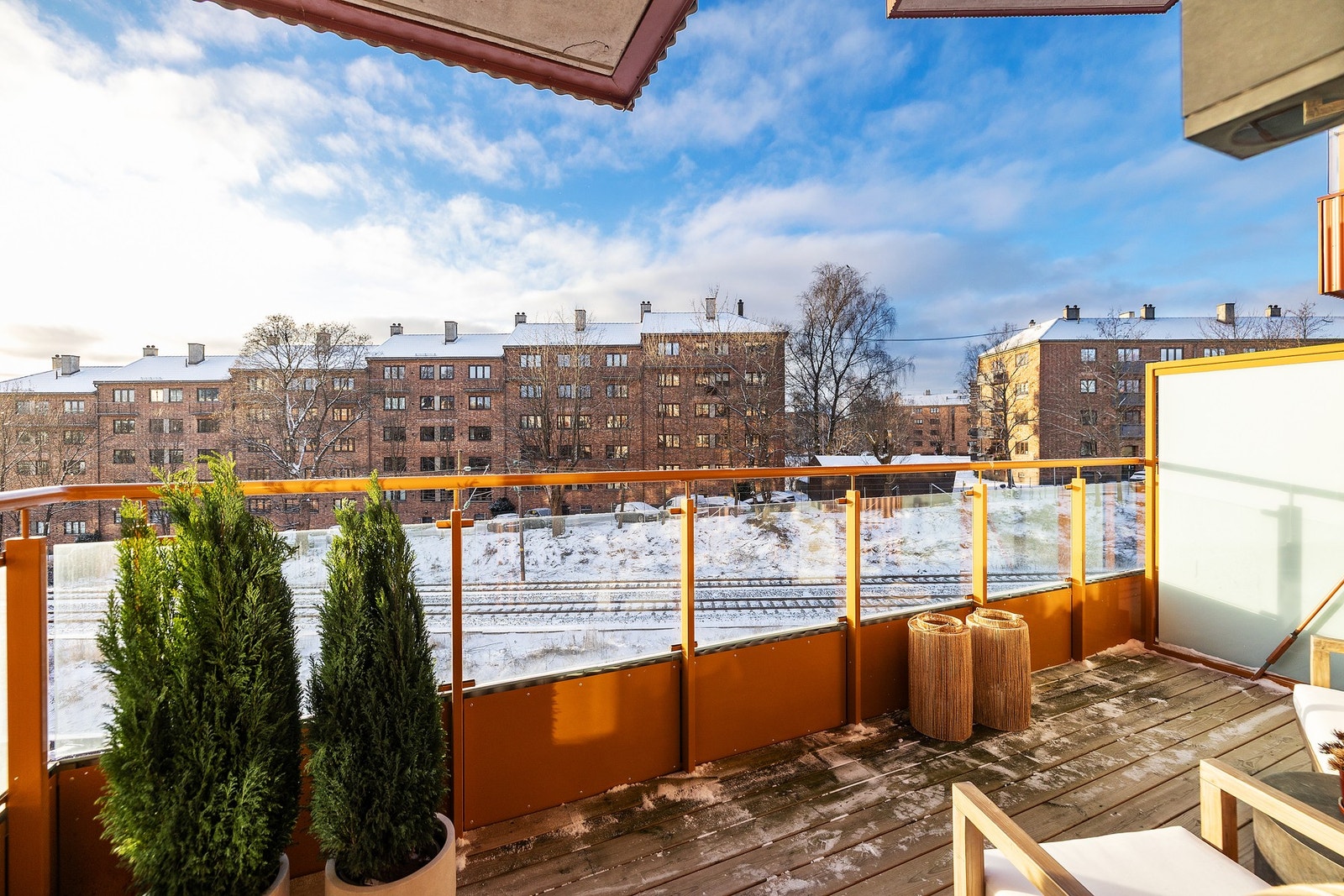 Dette er enn lekker og moderne 4-roms leilighet med herlig beliggenhet mellom Kampen og Ensjø! Galleribilde