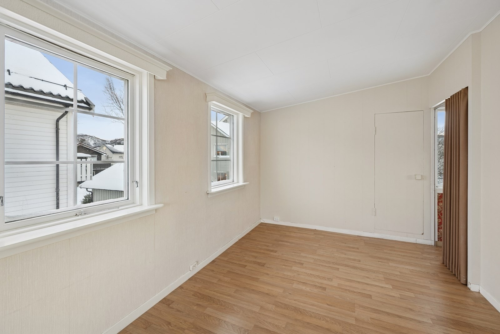 Her er god plass til spisestue. Galleribilde