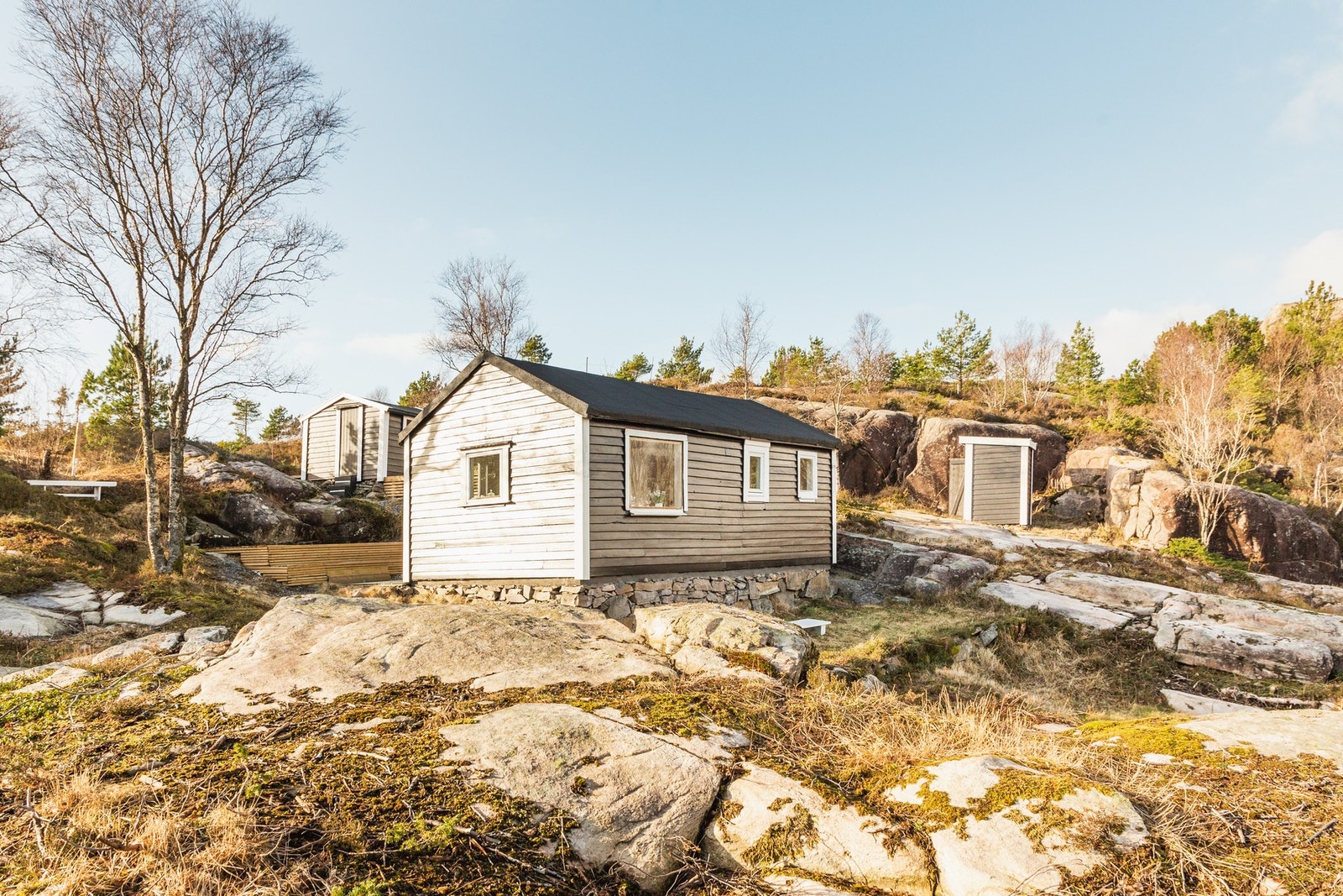 Dette er en flott hytte med solrike uteområder! Galleribilde