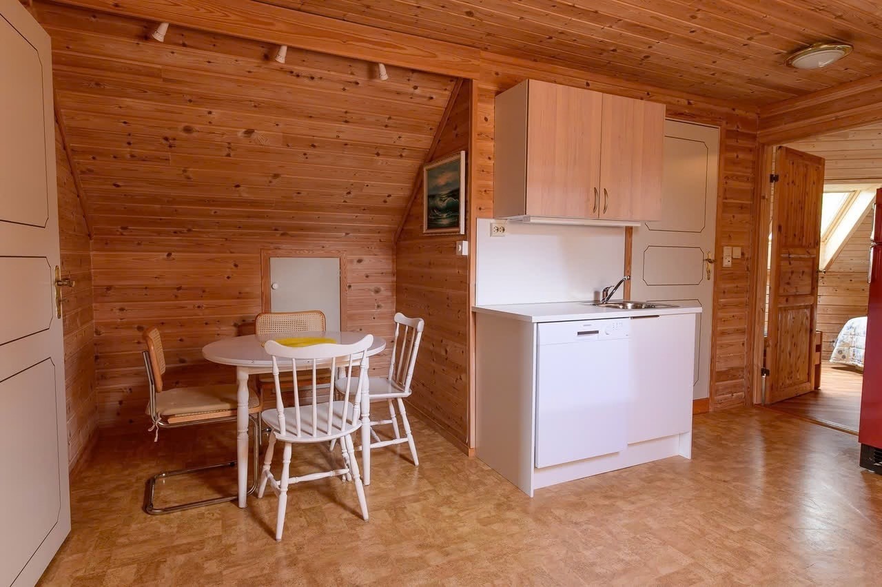 Plass til spisestue i tilknytning til kjøkken. Galleribilde