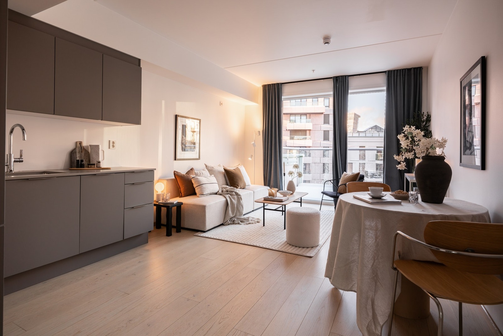 Velkommen til Rostockgata 78, presentert av Anders Wekre v/EIE Eiendomsmegling. Foto: Lumafoto. Galleribilde