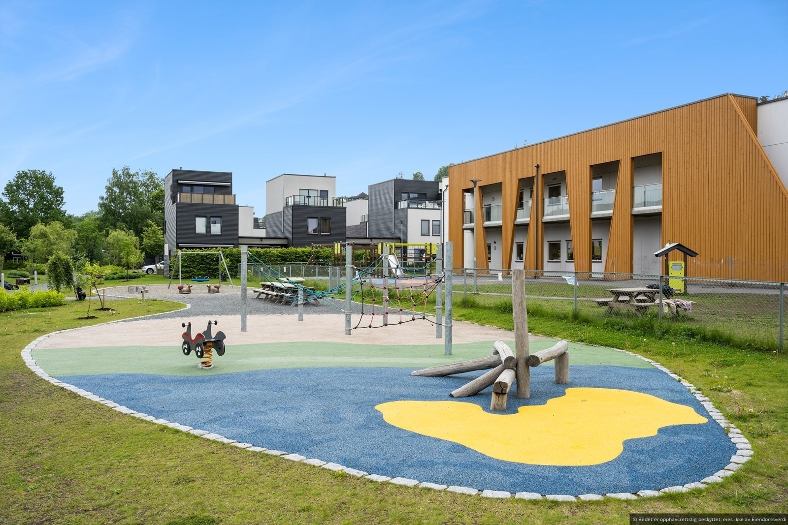 Bilfrie internveier, lekeplasser og grøntområder Galleribilde