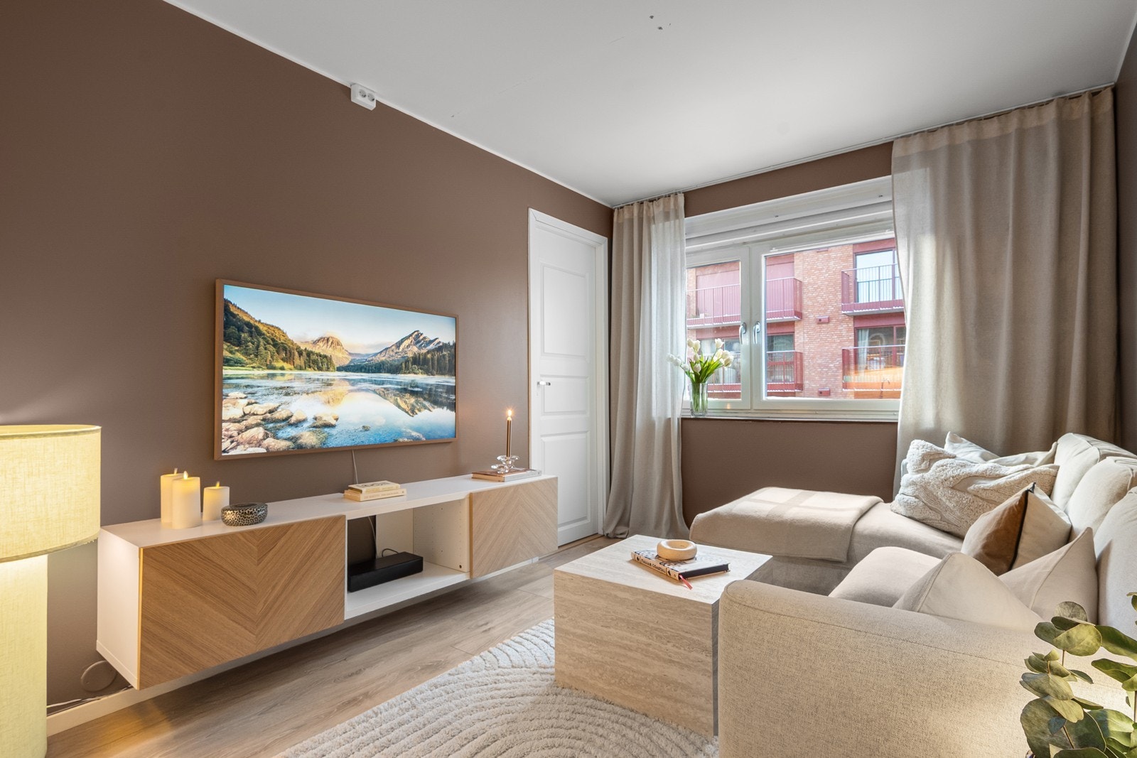 Nordvik Ski og Ås har gleden av å presentere Moerveien 6A! Foto:
Marie Waagan. Galleribilde