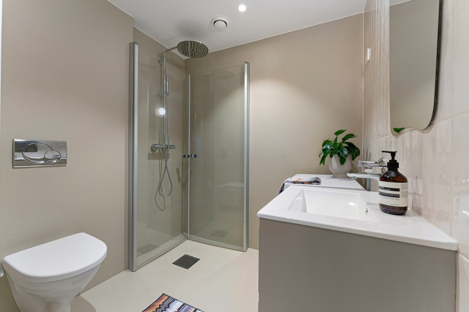 Bad/wc 1. Galleribilde