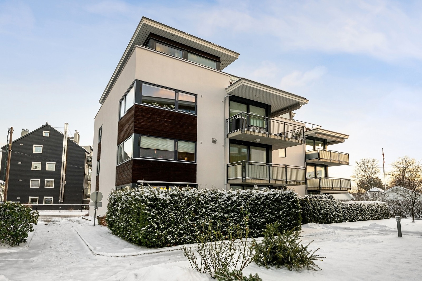 Godt etablert sameie med bygningsmasse fra 2010. Galleribilde