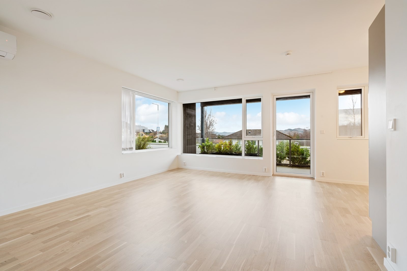 Lys og trivelig stue Galleribilde