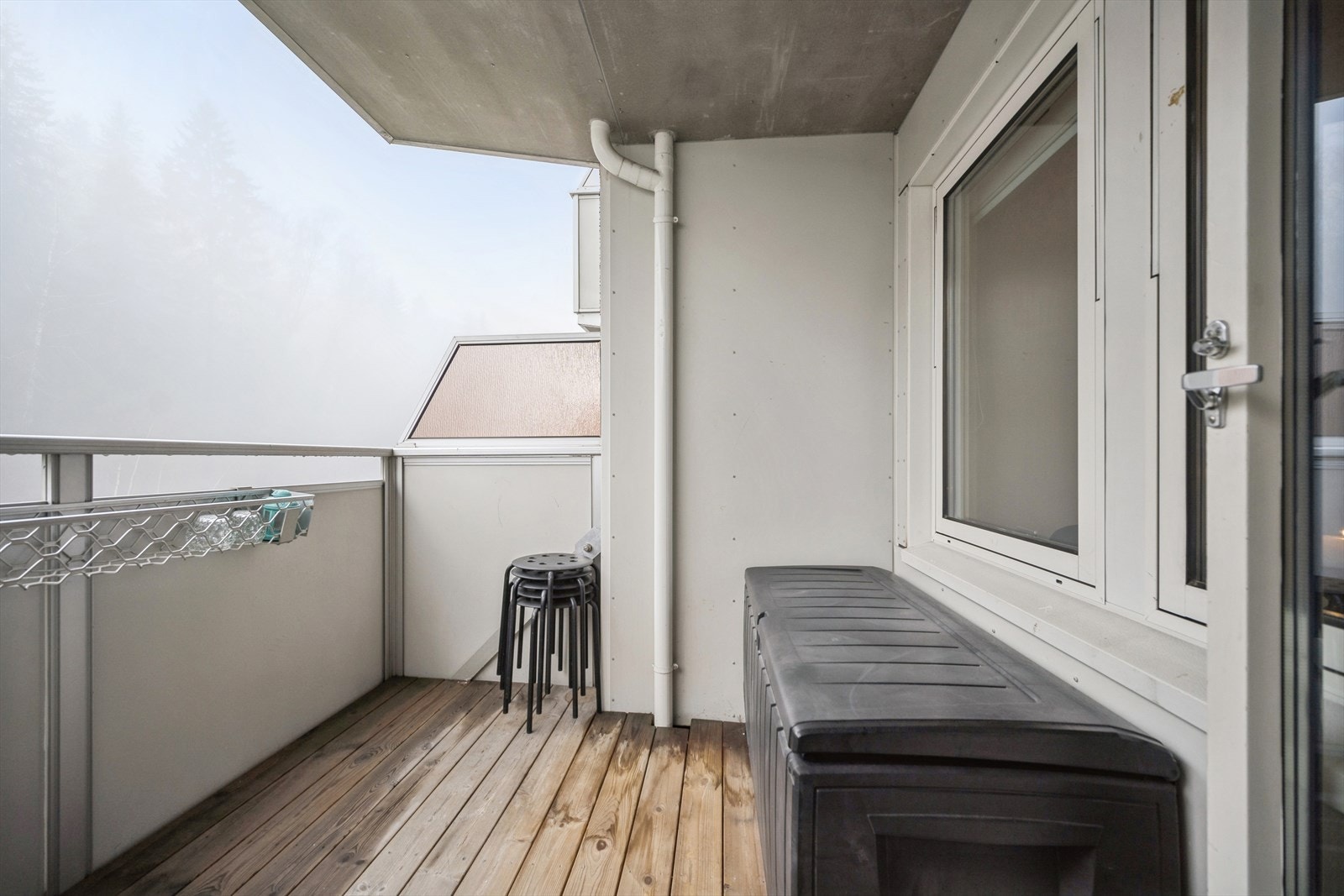 Balkong, overbygget Galleribilde