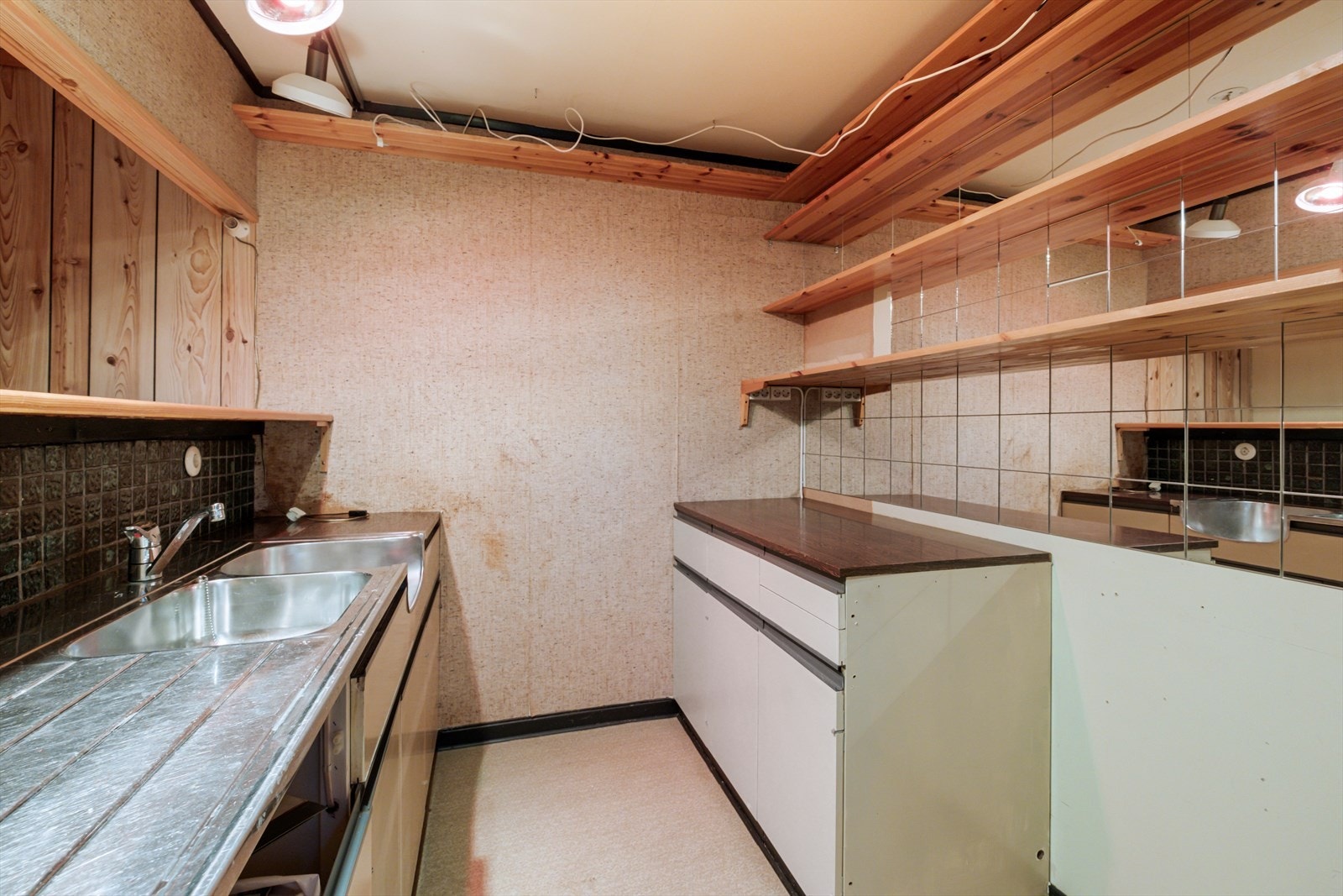 Grovkjøkken i kjeller Galleribilde