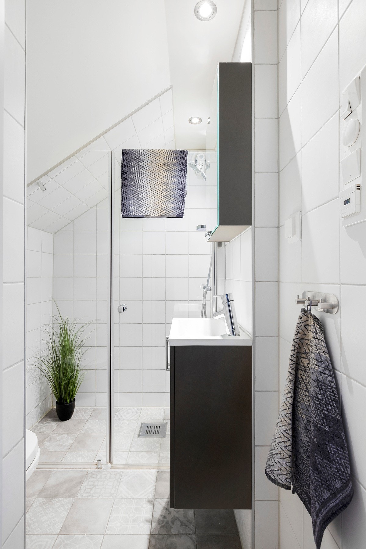 Også dette badet er lyst og moderne. Galleribilde