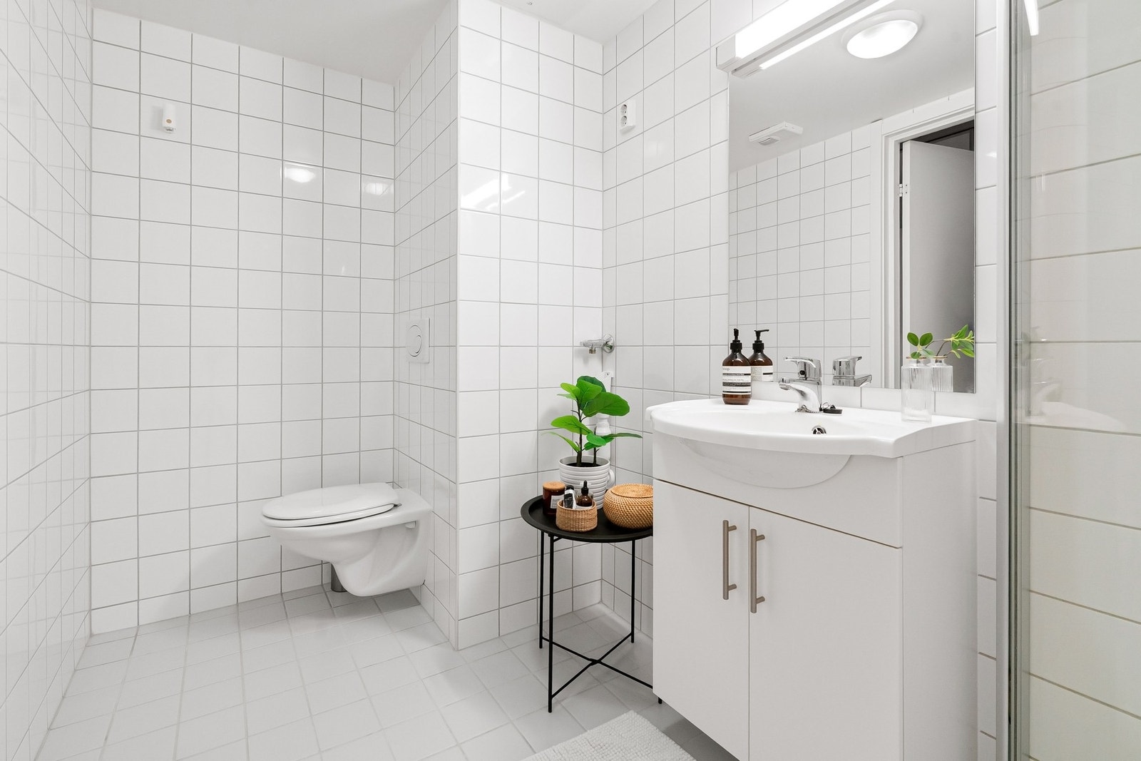 Badet har opplegg for vaskemaskin. Galleribilde