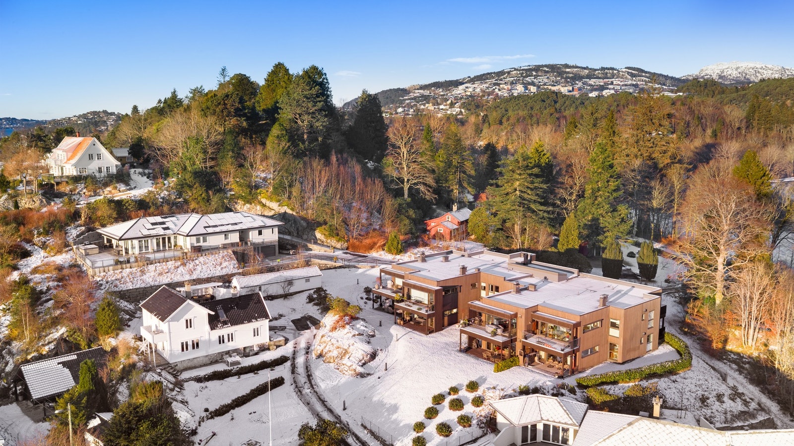 I denne nydelig leiligheten kan man flytte direkte inn uten ytterligere tiltak. Galleribilde