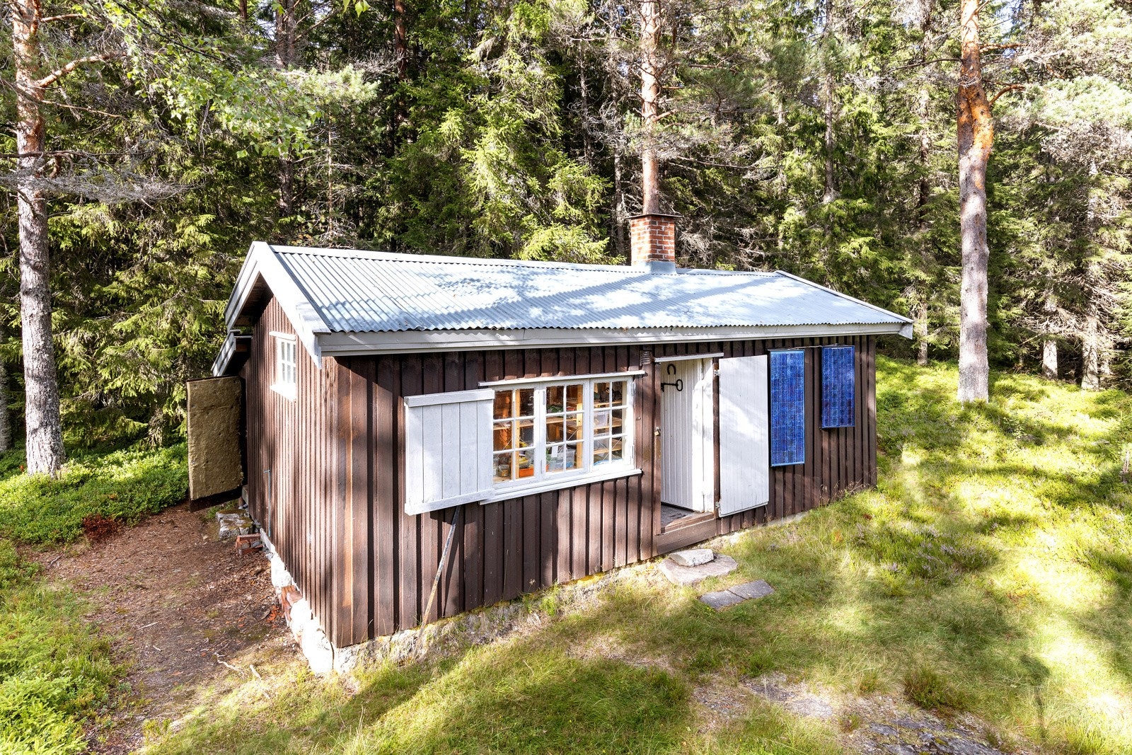 Her er solcellene til 12v anlegget. Galleribilde