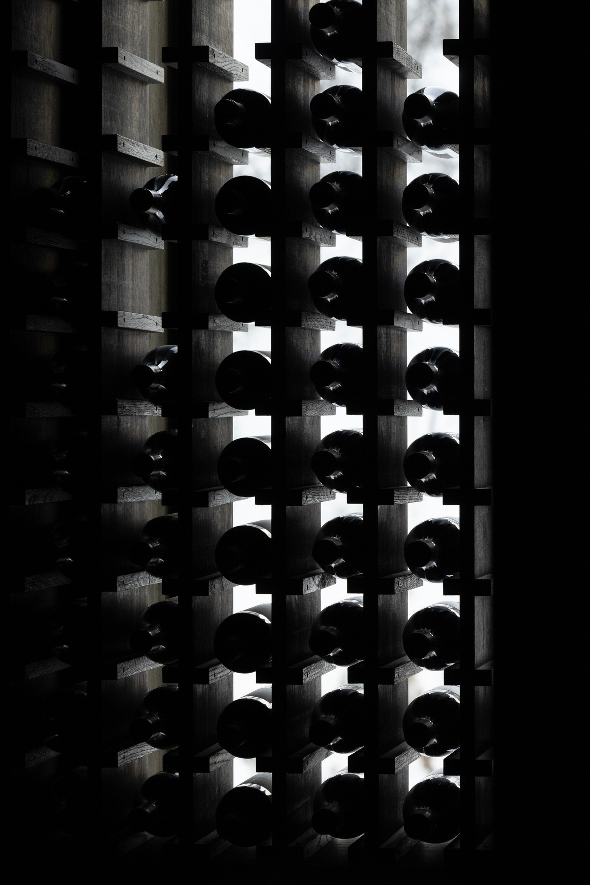 En av Skandinavias fremste vinkjellere finner du på Skigaarden. Galleribilde