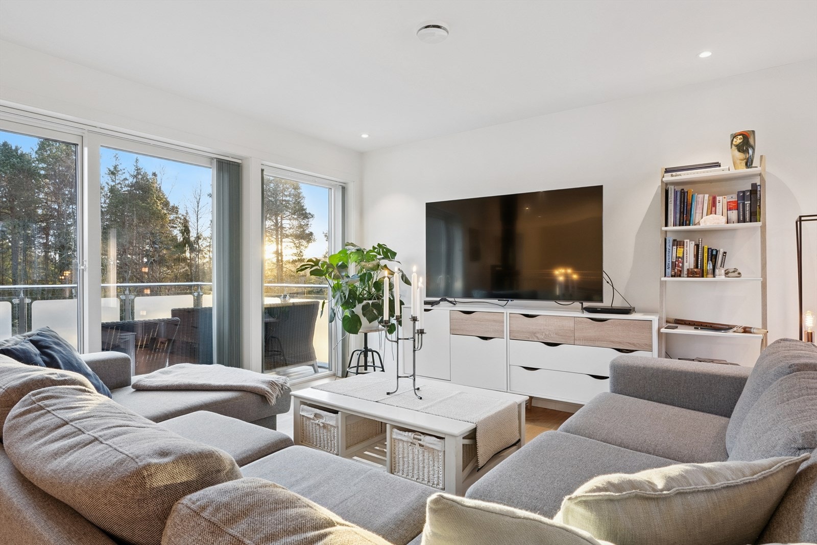 Stue med god plass Galleribilde