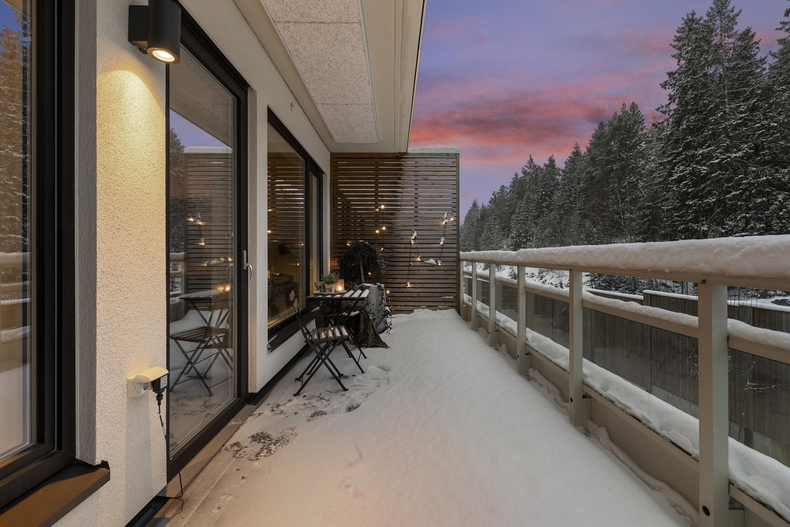 Pen belysning, usjenert beliggenhet og god plass. Galleribilde