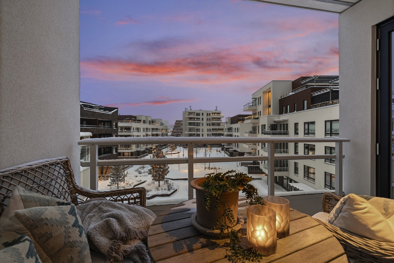 Boligen er presentert av Frode Bjørnevik i EiendomsMegler 1. Galleribilde