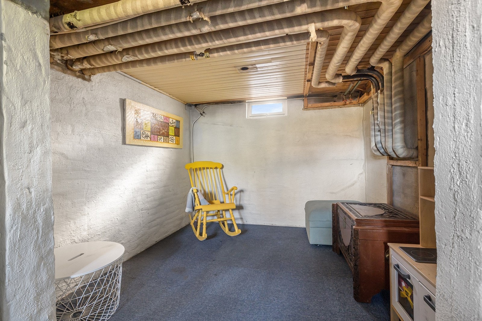 Det gjøres oppmerksom på at enkelte arbeider ikke er ferdigstilt og at ferdigstillelse/oppussing for å tilfredsstille dagens krav til standard bør påregnes. Galleribilde