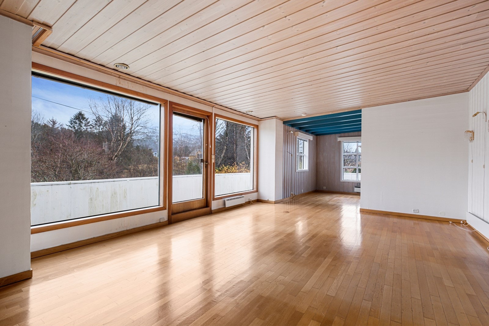 Rommet har direkte utgang til terrasse Galleribilde