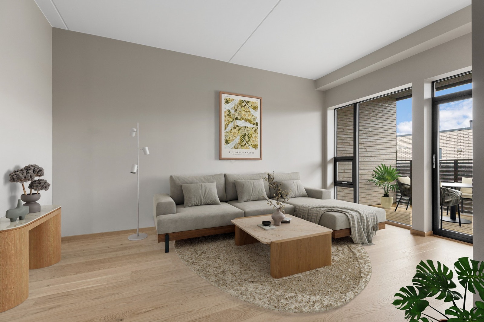 Stue og kjøkken ligger i en åpen løsning, og store vindusflater gir rommet rikelig med naturlig lys. Galleribilde