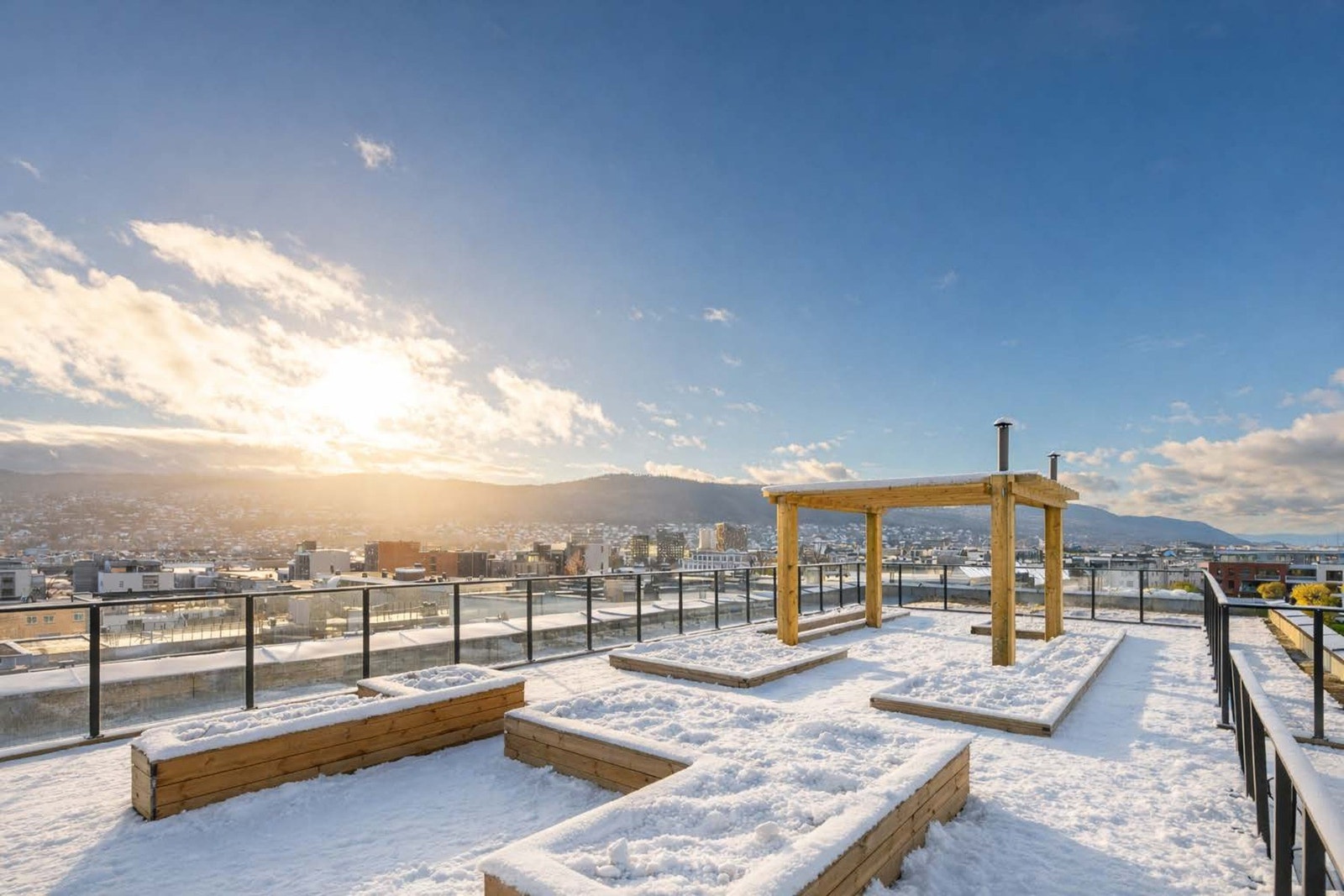 Beboerne har tilgang til to felles takterrasser med en vakker utsikt. Galleribilde