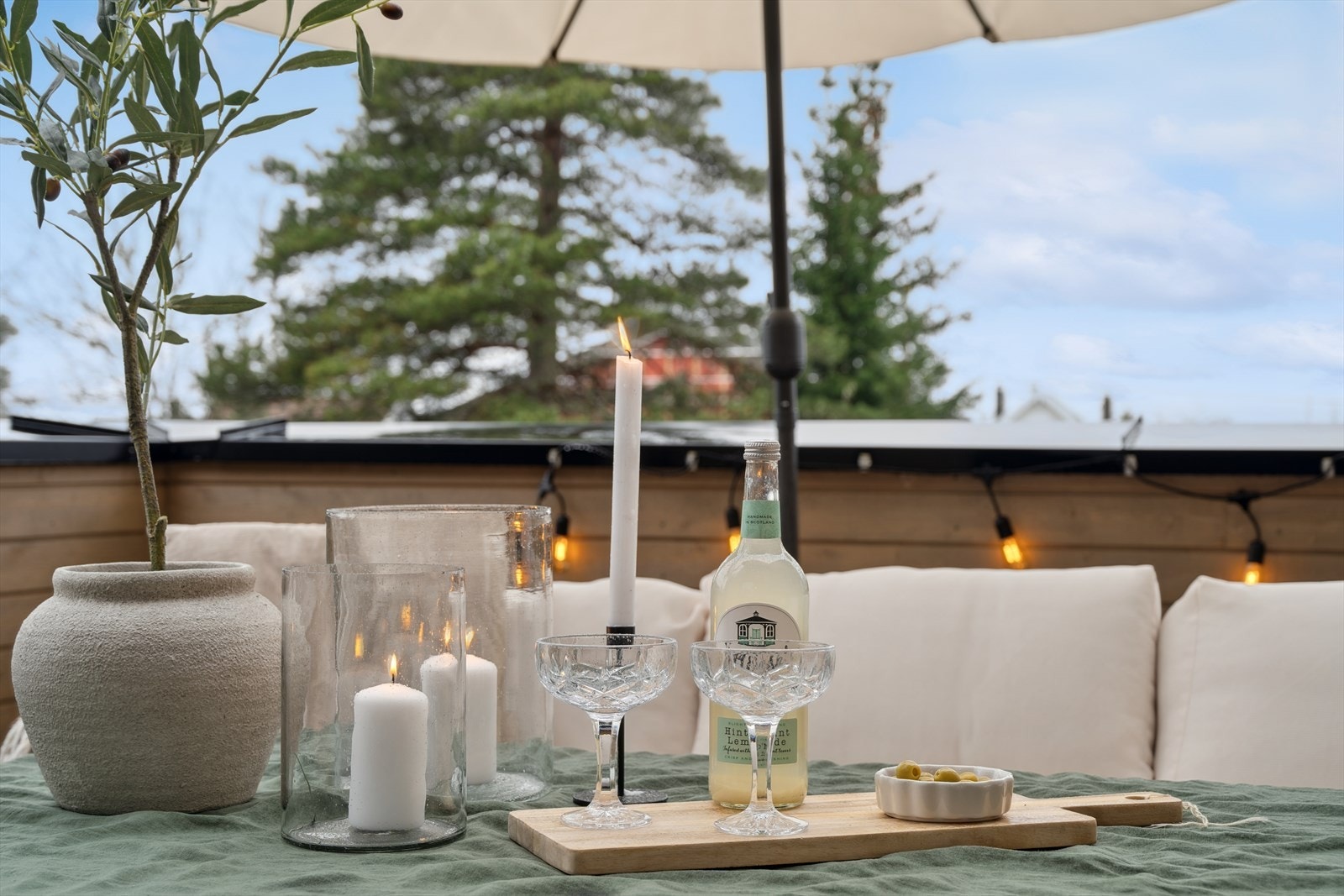 Detalj fra terrasse. Galleribilde