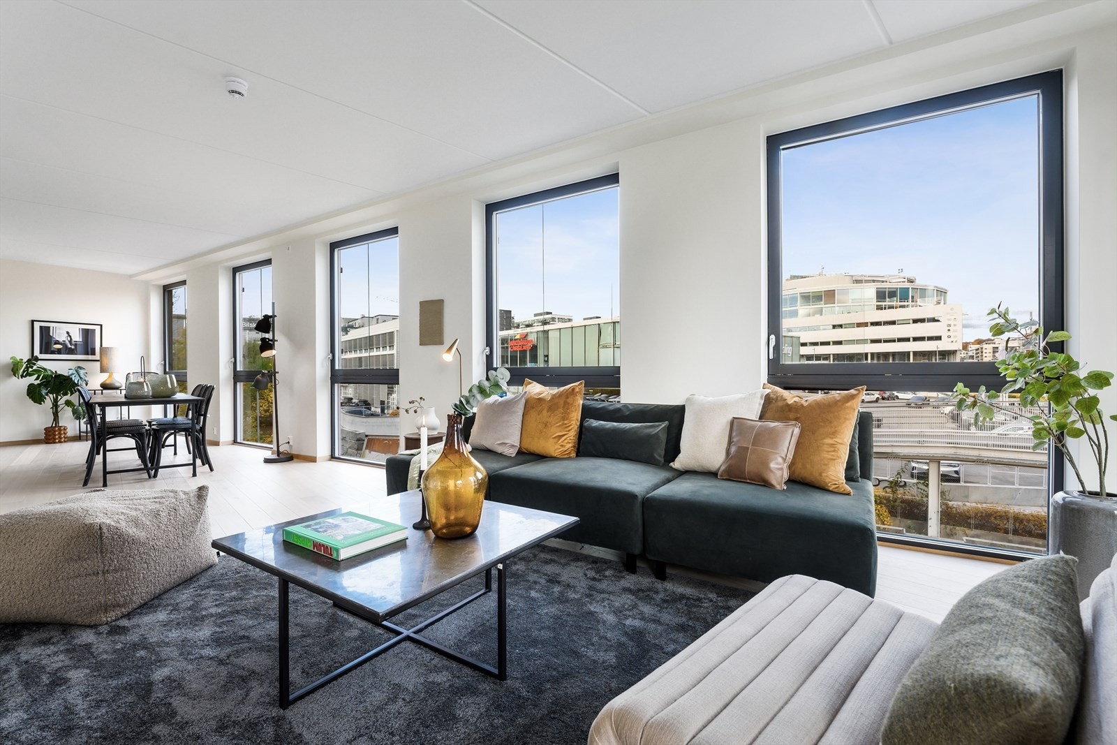 Lys og romslig (2022) 6-roms selveier på hele 125m² (Kristin / StudioOslo) Galleribilde