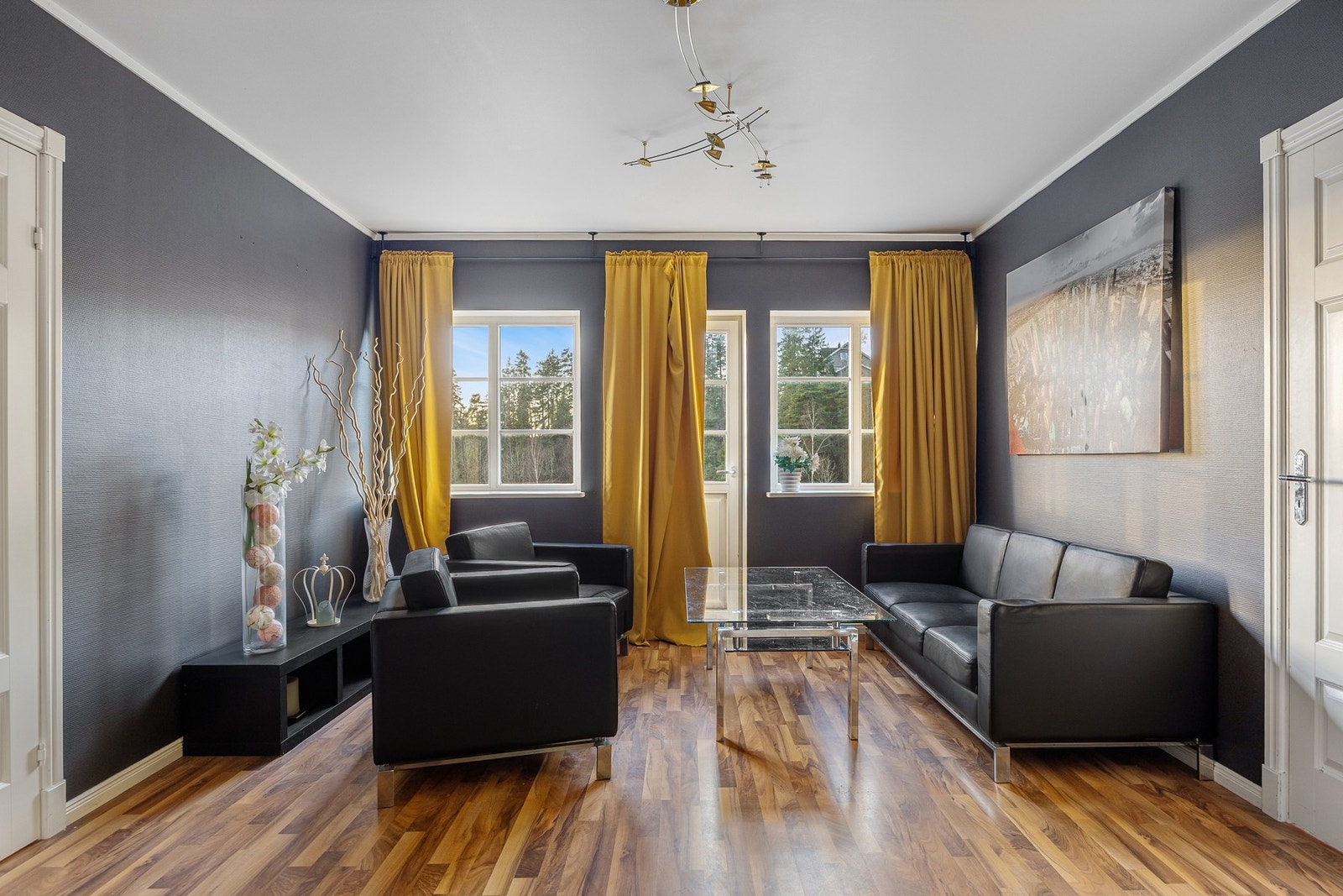 På loftet finner man en koselig loftstue med flere innredningsmuligheter. Galleribilde