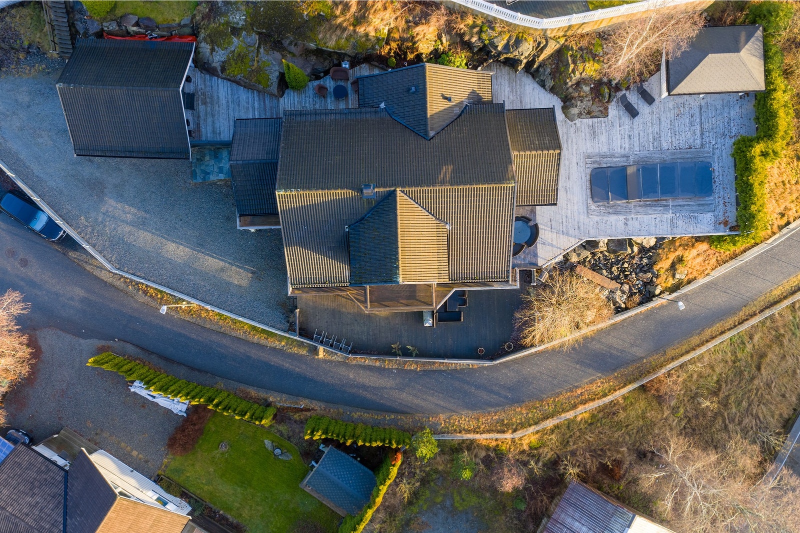 Tomten er på ca. 1 mål. Galleribilde