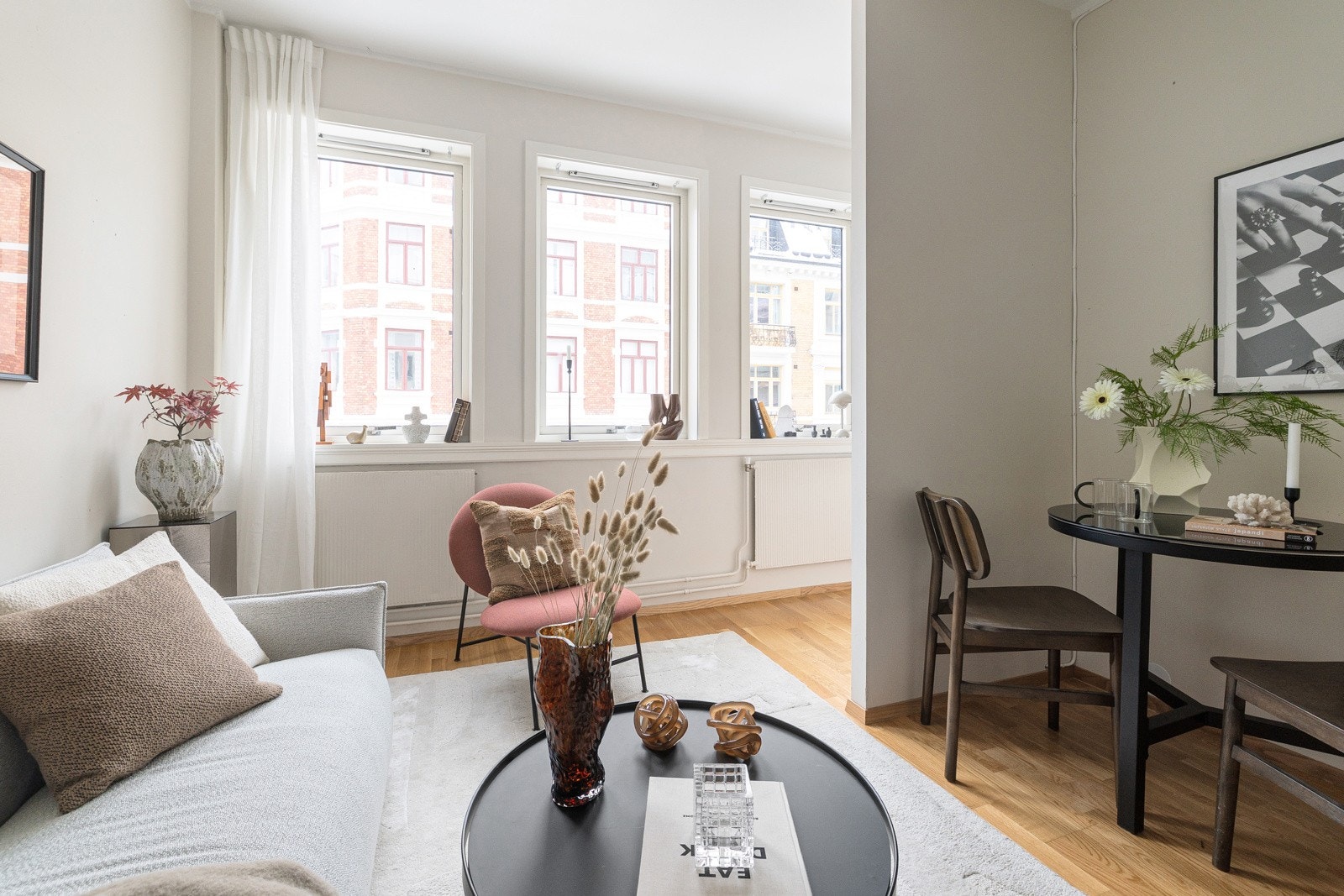 En sentral og fin leilighet midt i Homansbyen ved Slottsparken Galleribilde