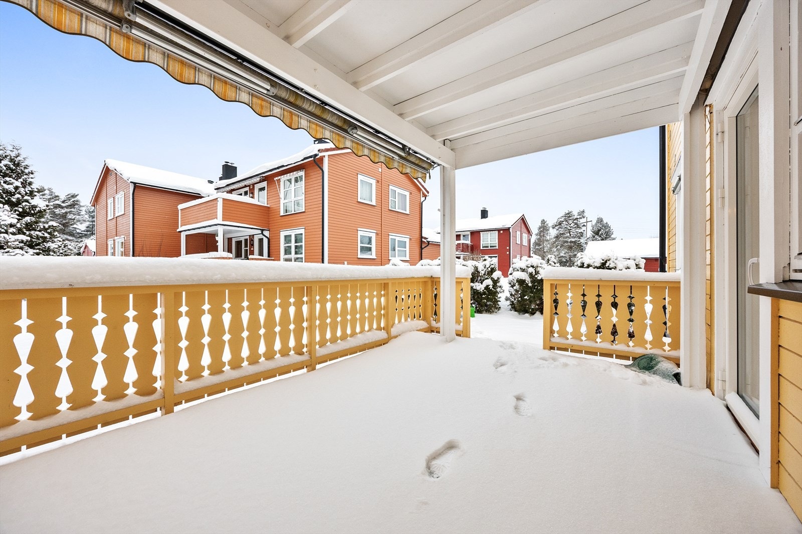 Det medfølger markise på terrassen. Galleribilde